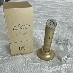 Gold Perfectio+ Zero Gravity Red Light Facial Device